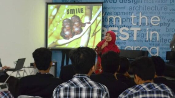 Algoritma Media Sosial Selalu Berubah — Skill Digital Harus Ikut Update